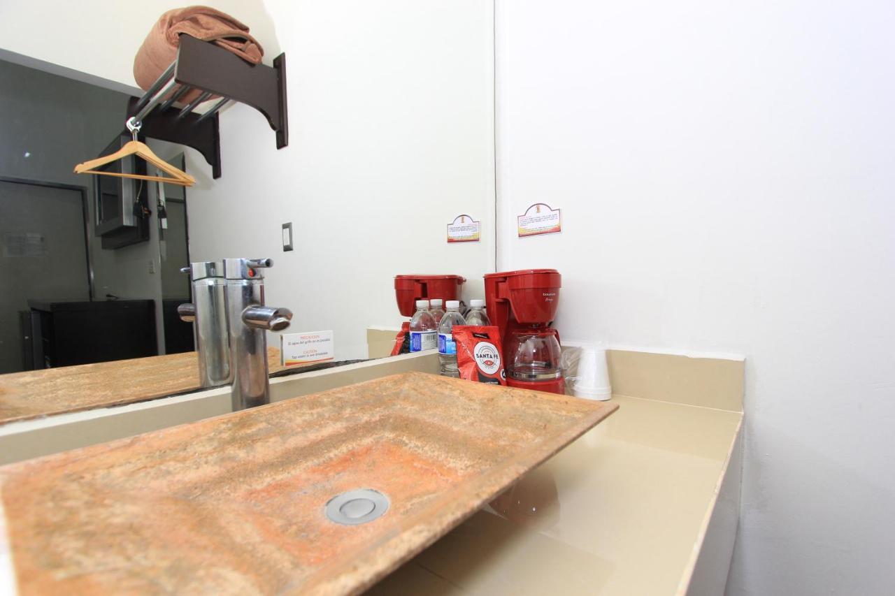Hotel 5 Inn Silao Εξωτερικό φωτογραφία