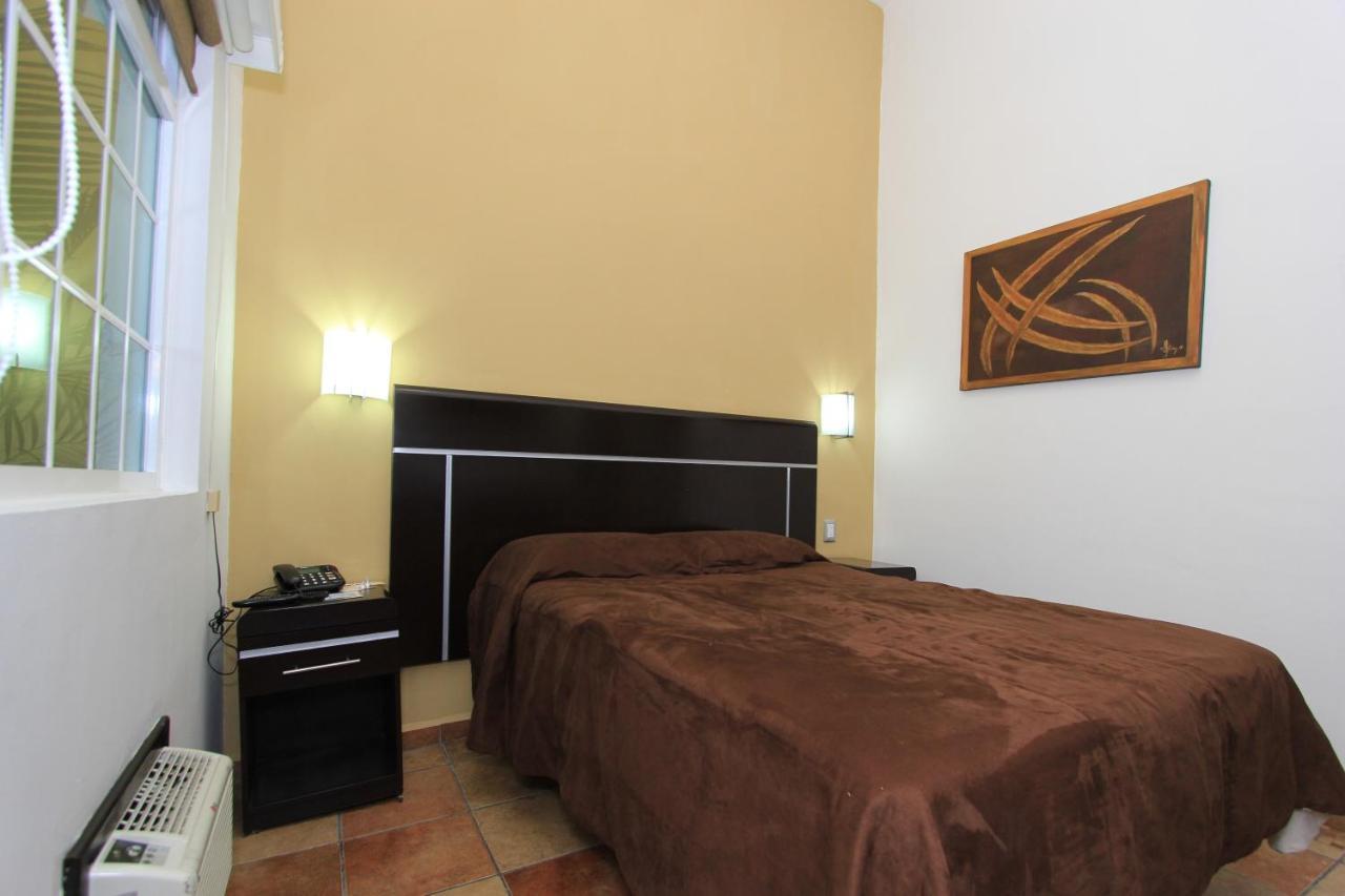 Hotel 5 Inn Silao Εξωτερικό φωτογραφία